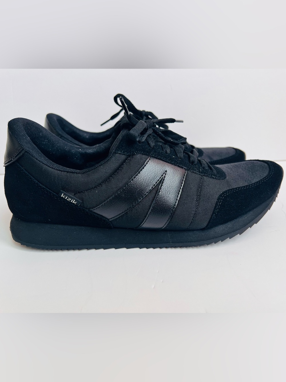 Kizik Milan Hands-Free Shoes Mens 12 Black Nylon Suede Sneakers Lace Up Low Top